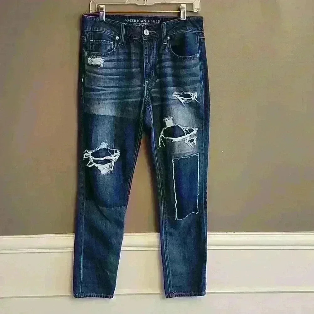American Eagle Tomgirl high rise Buttonfly Jeans